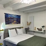 Privatunterkunft Leoicom *