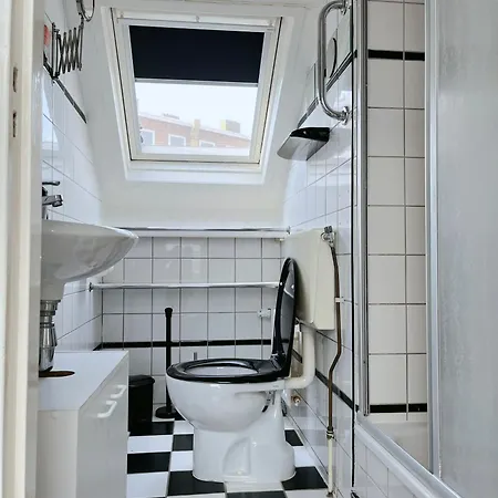 Homestay Leoicom Zandvoort