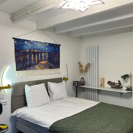 Rum i privatbostad Leoicom *