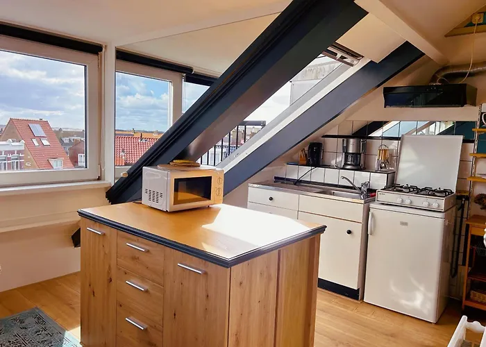 Pansiyon Leoicom Zandvoort